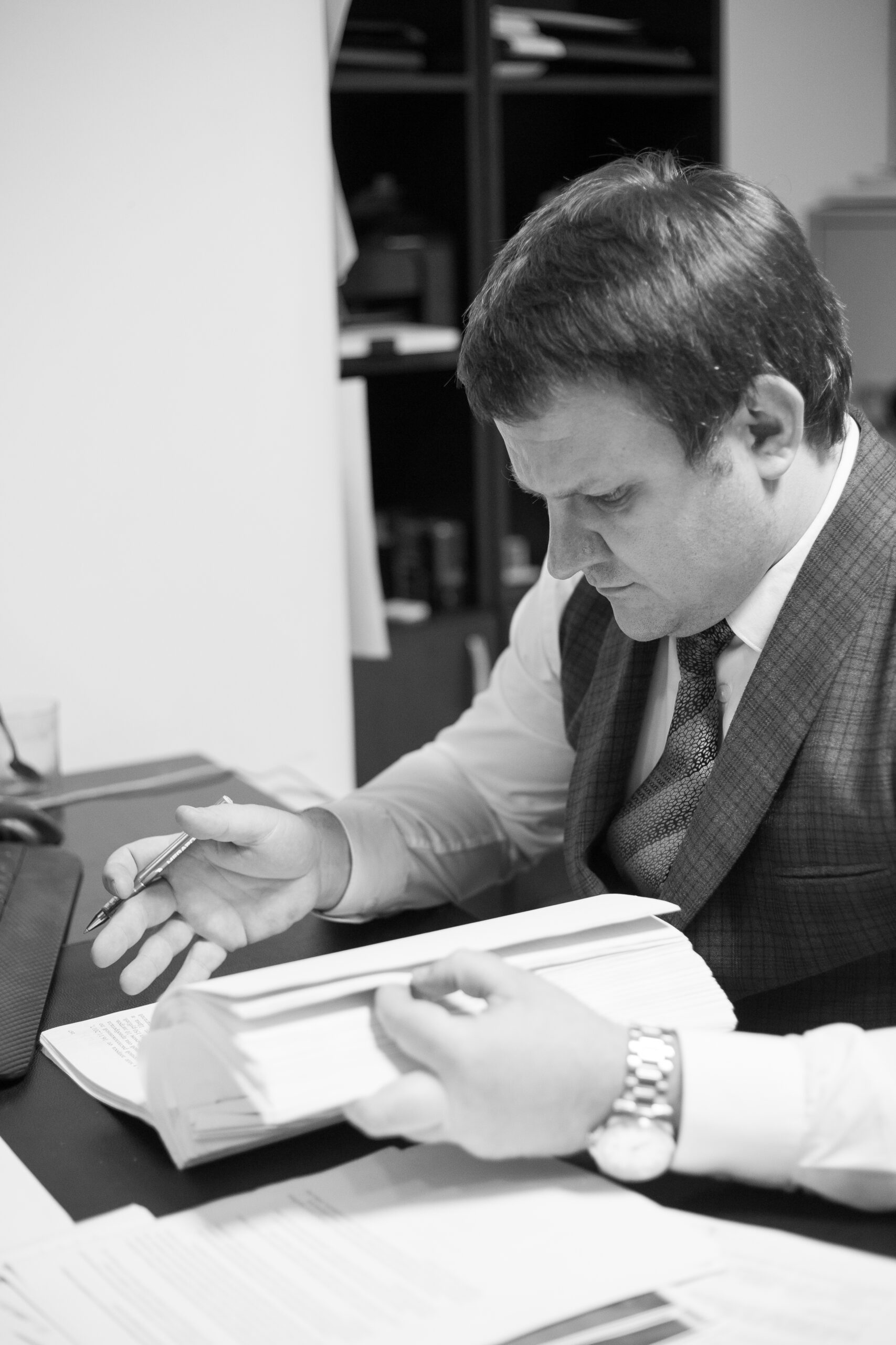 Помощь уголовного адвоката по ст.166 УК РФ Москва